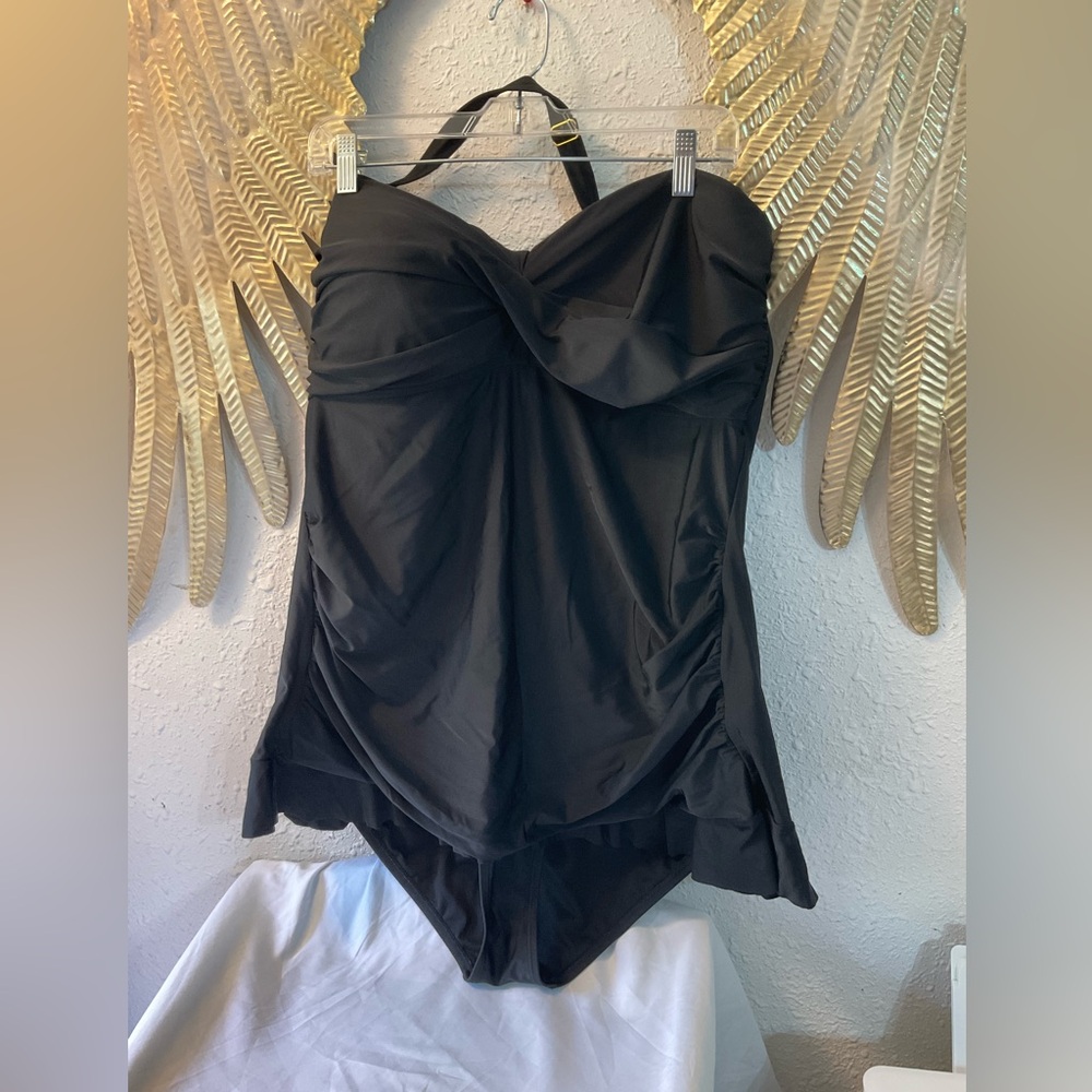 Shore Club one piece SWIMSUIT SIZE 22